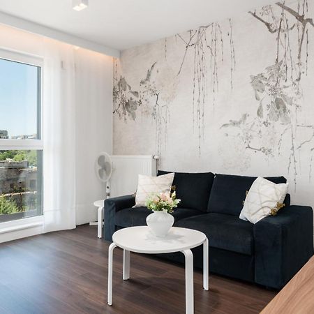 Stylish & Comfy Garbary Apartments With Parking By Noclegi Renters 波兹南 外观 照片