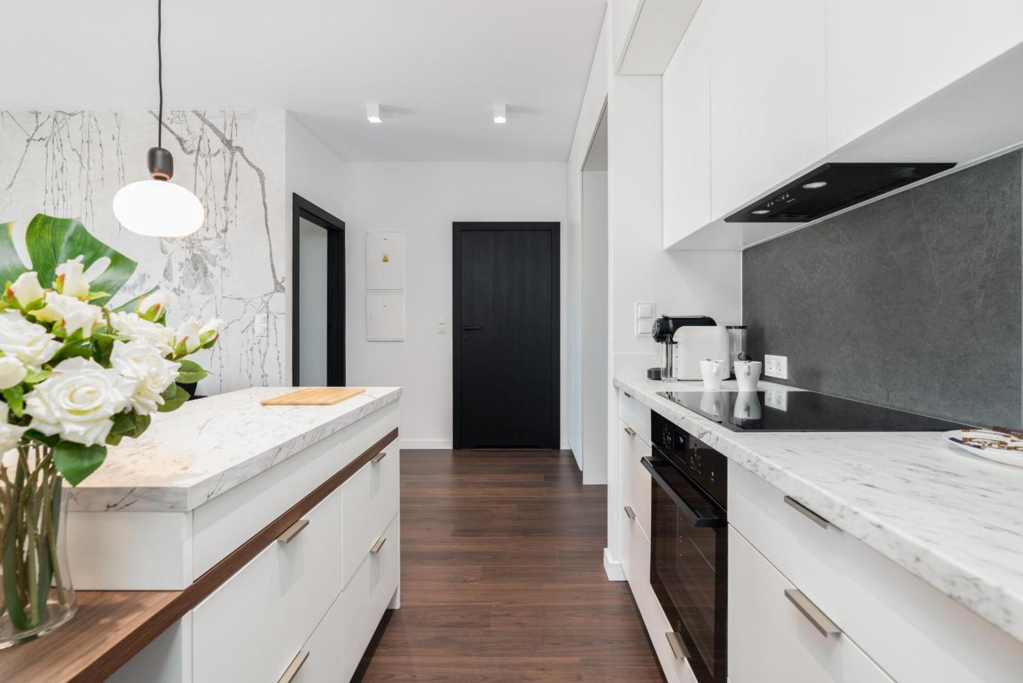 Stylish & Comfy Garbary Apartments With Parking By Noclegi Renters 波兹南 外观 照片