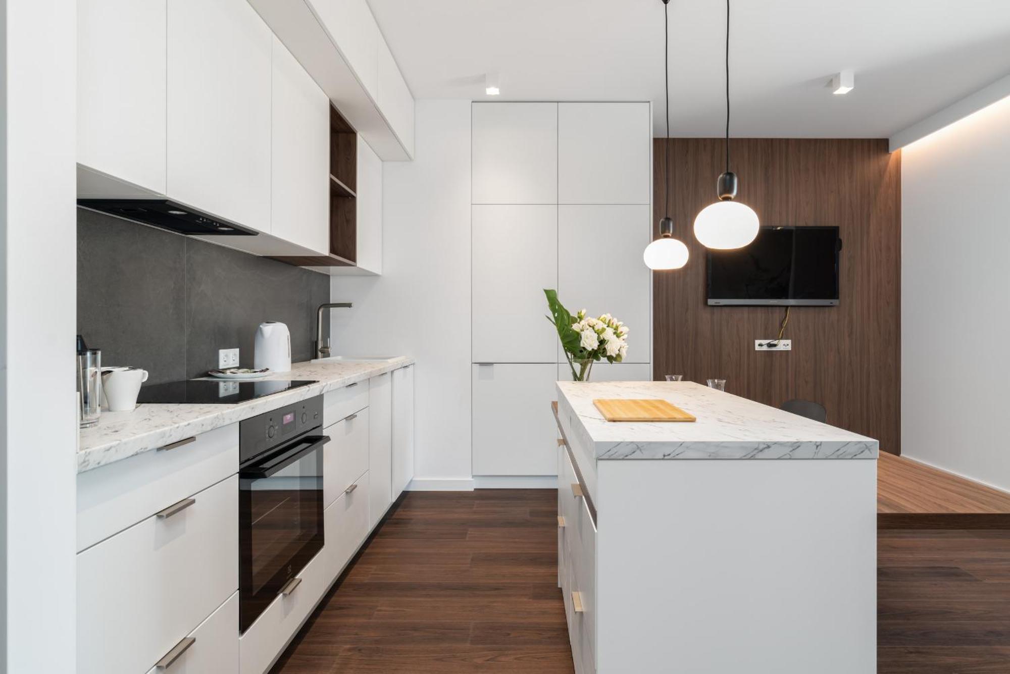 Stylish & Comfy Garbary Apartments With Parking By Noclegi Renters 波兹南 外观 照片
