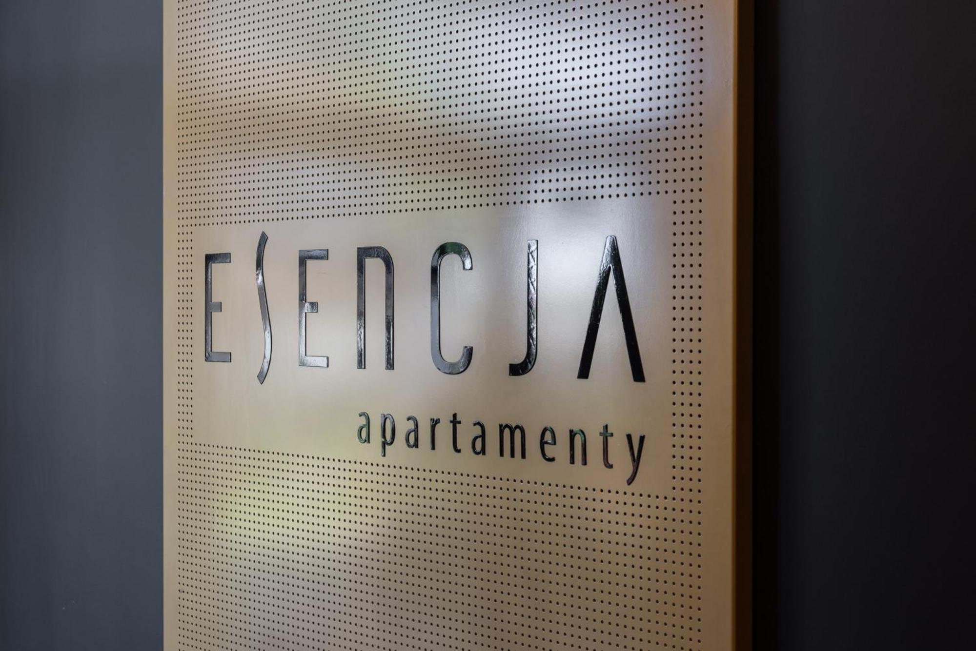 Stylish & Comfy Garbary Apartments With Parking By Noclegi Renters 波兹南 外观 照片