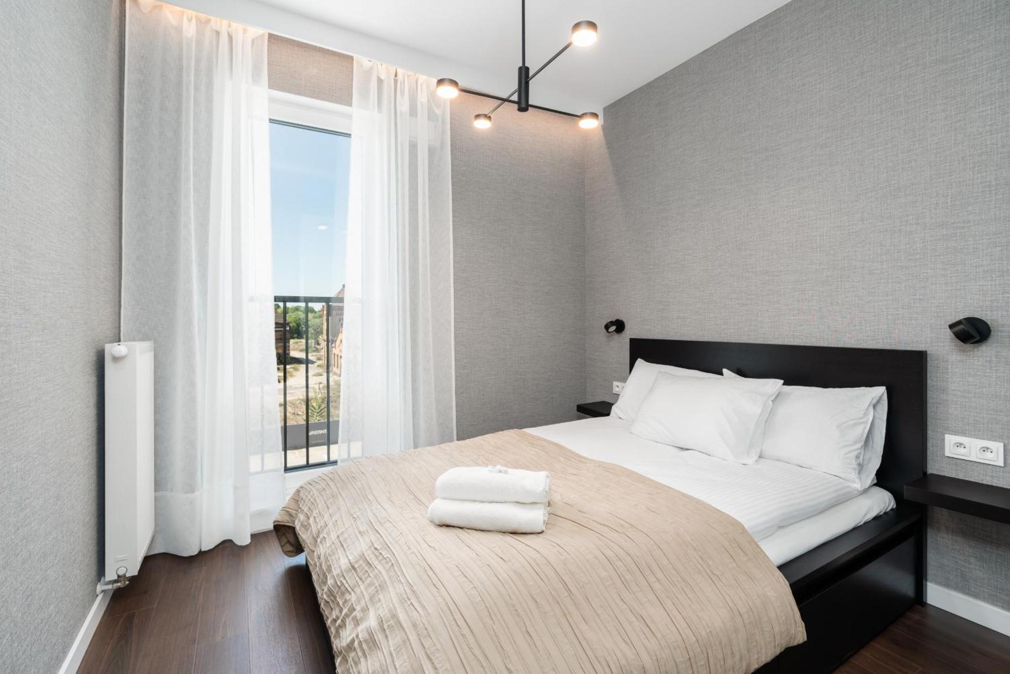 Stylish & Comfy Garbary Apartments With Parking By Noclegi Renters 波兹南 外观 照片