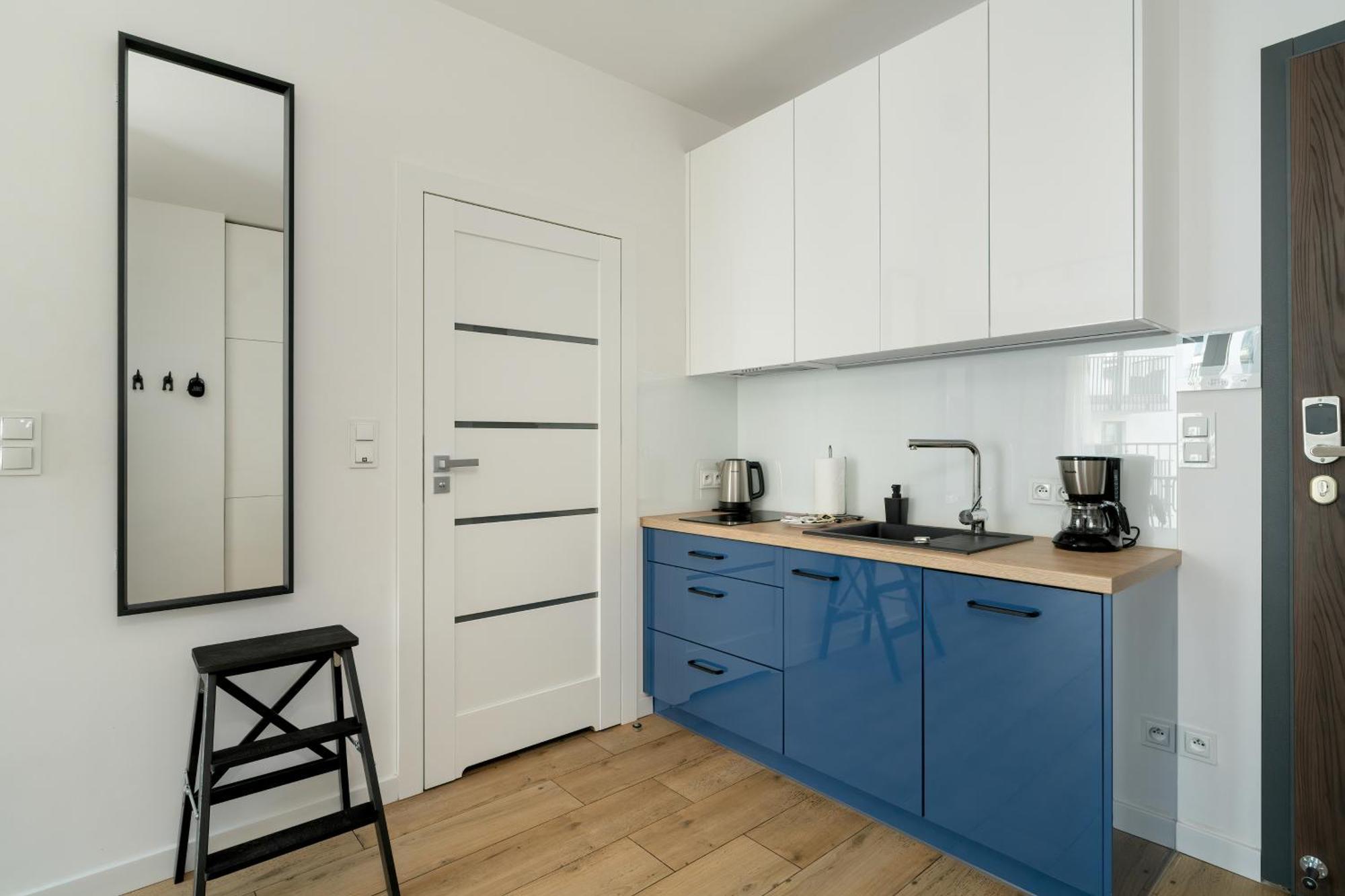 Stylish & Comfy Garbary Apartments With Parking By Noclegi Renters 波兹南 外观 照片