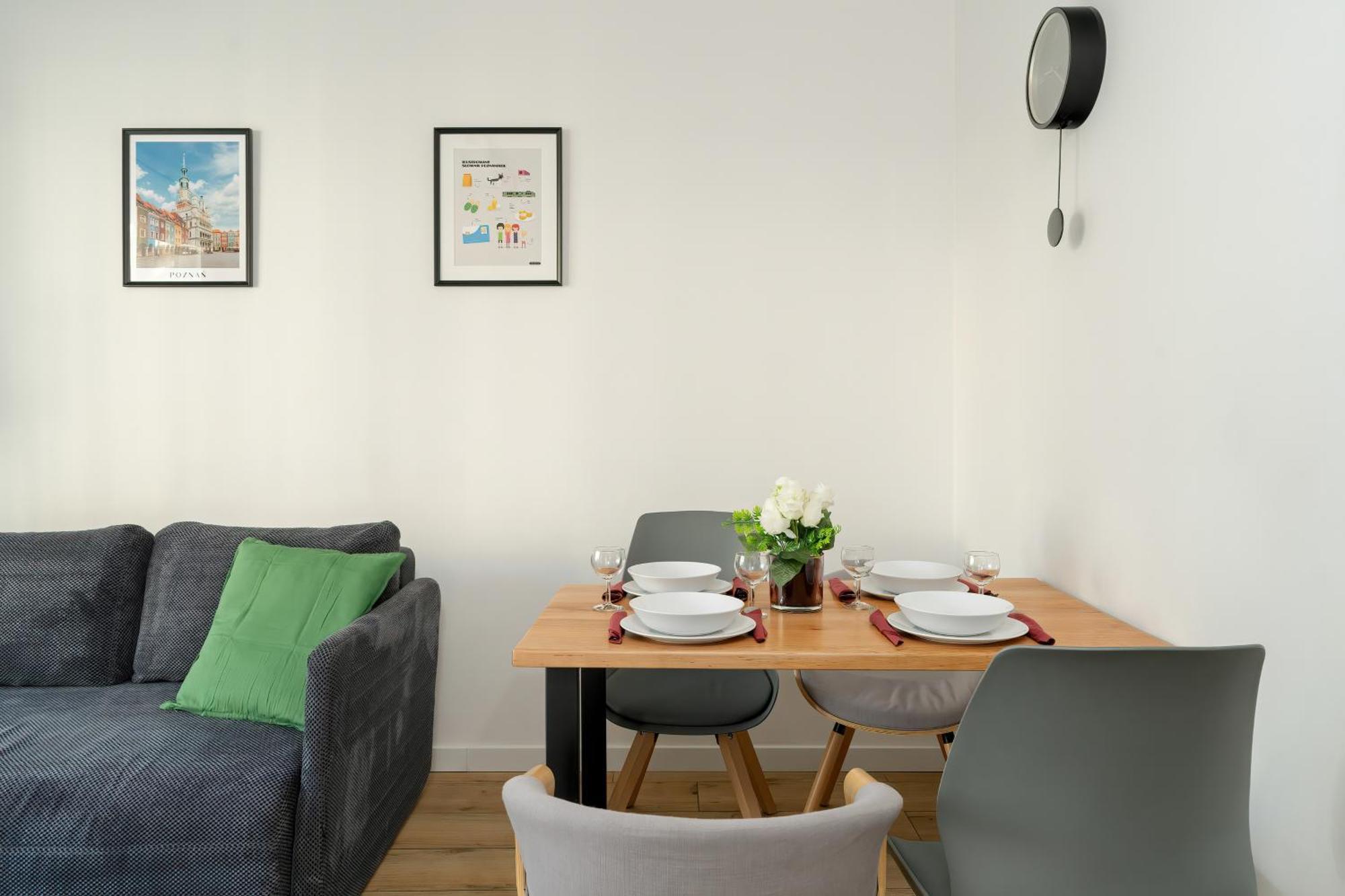 Stylish & Comfy Garbary Apartments With Parking By Noclegi Renters 波兹南 外观 照片